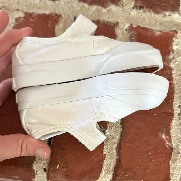 Vans White Toddler Shoes girls Mary Jane style - Picture 5 of 7